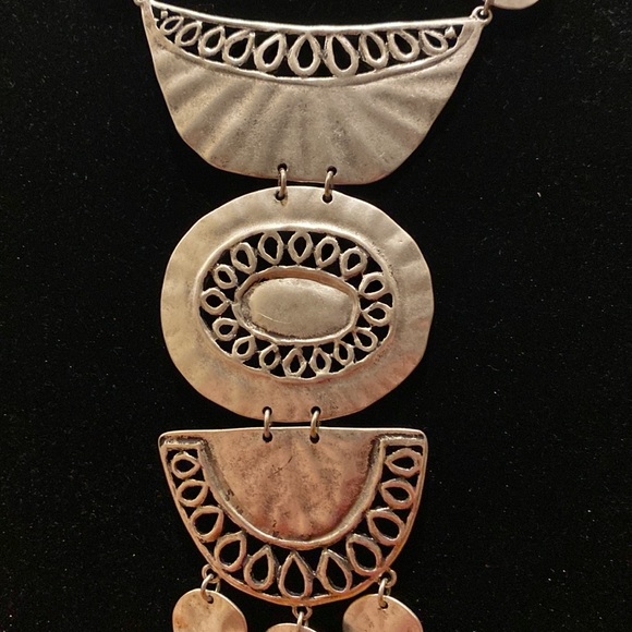 NWT Karma Bella Statement Necklace - Picture 2 of 5